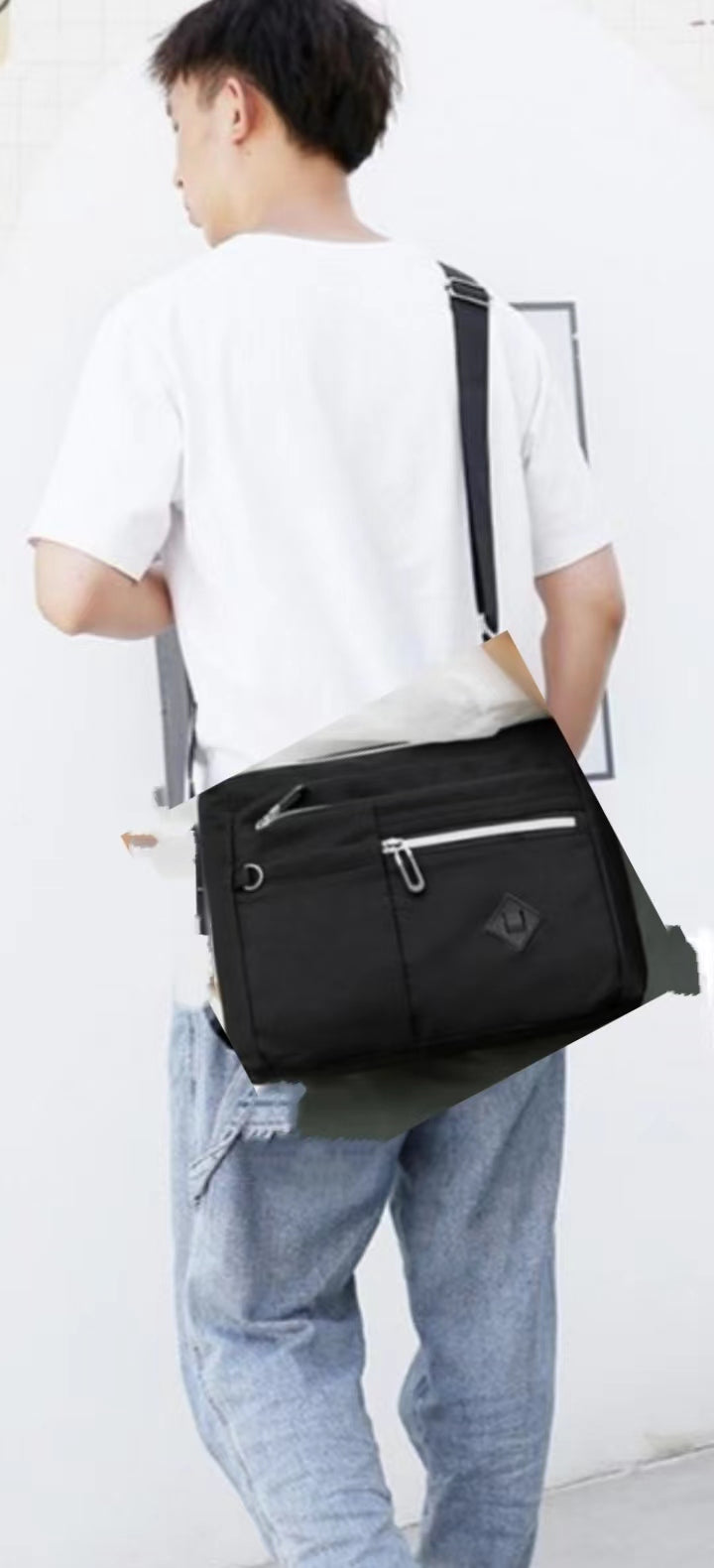 Lightweight multi-pocket shoulder bag for both men and women